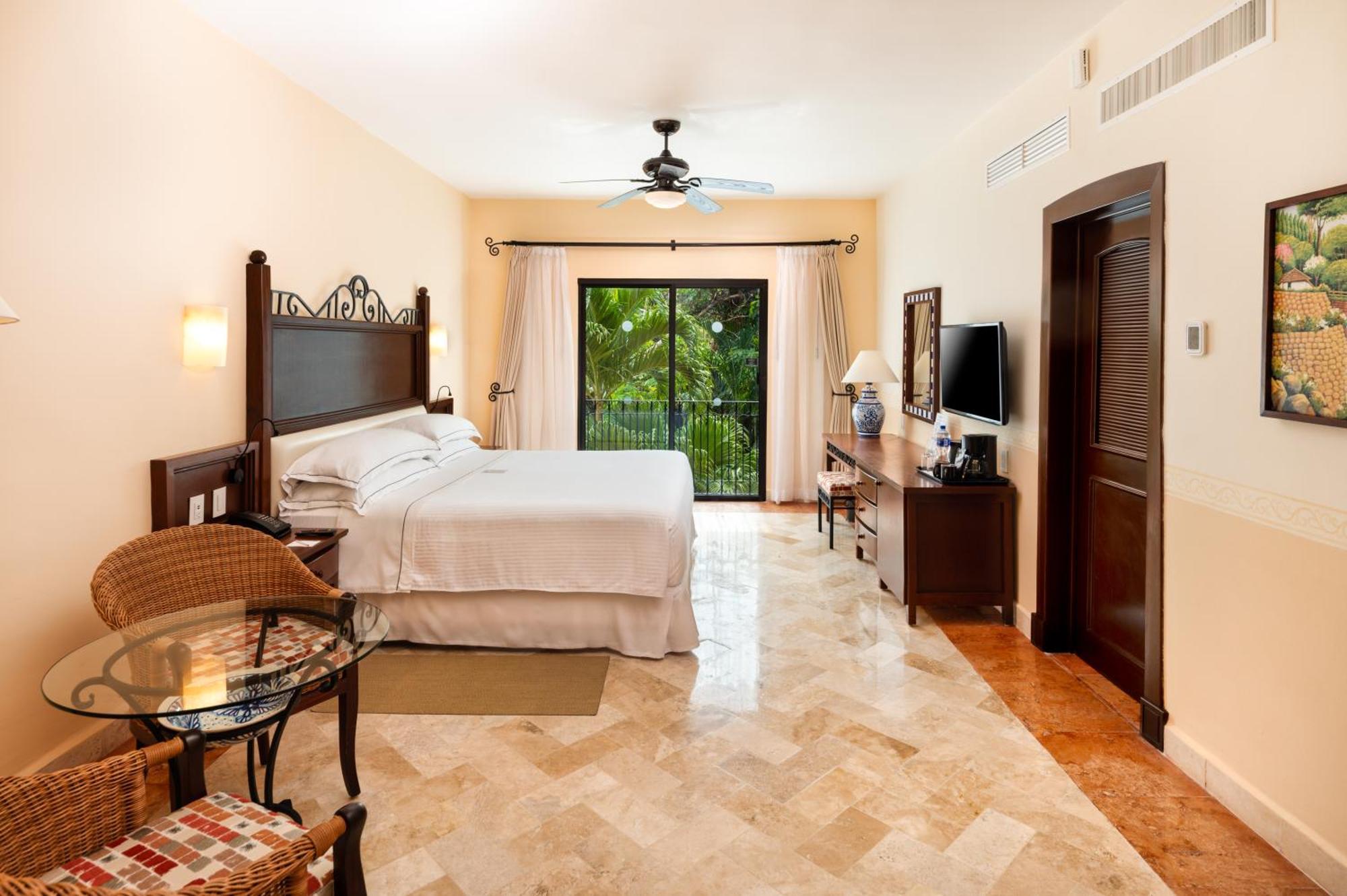 Resort Occidental -