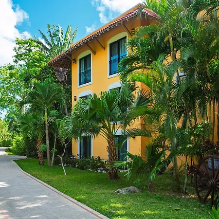 Occidental Cozumel Hotel Exterior photo